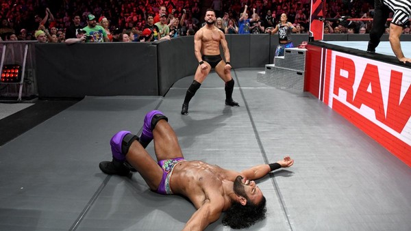 Finn Balor Jinder Mahal Raw