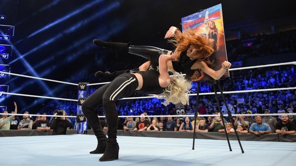 Becky Lynch Charlotte Flair