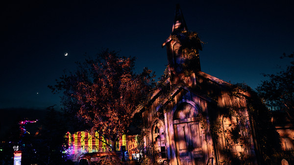 Twisted Tradition Halloween Horror Universal Orlando HHN