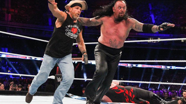 WWE Super Show Down Undertaker Shawn Michaels