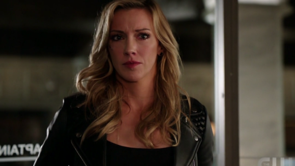 Arrow Black Siren Redmption