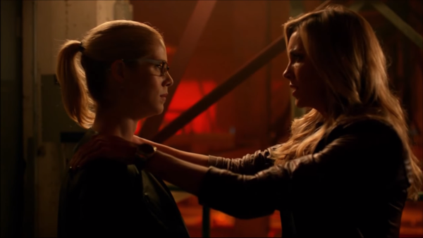 Arrow S7 Felicity Laurel