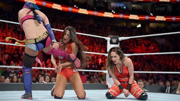 Royal Rumble 2018 Asuka Brie Bella Nikki Bella