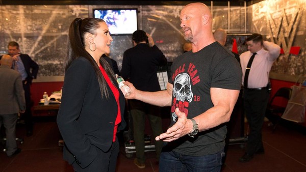 RAW 25 - Stone Cold Steve Austin Stephanie McMahon