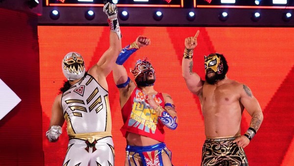 lucha house party