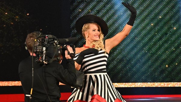 lacey evans raw