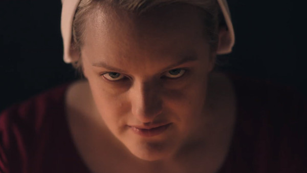 The Handmaid S Tale Elizabeth Moss