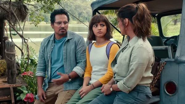 Dora And The Lost City Of Gold Michael Pena Isabela Moner