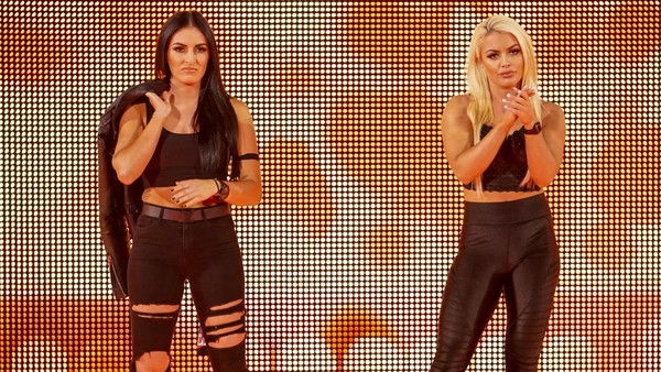 Sonya Deville Mandy rose