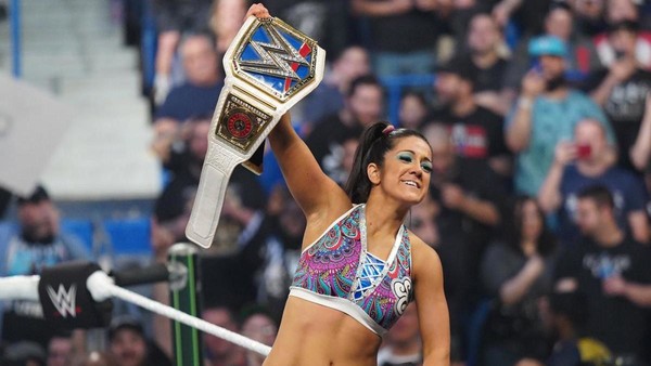 bayley smackdown woman's champion