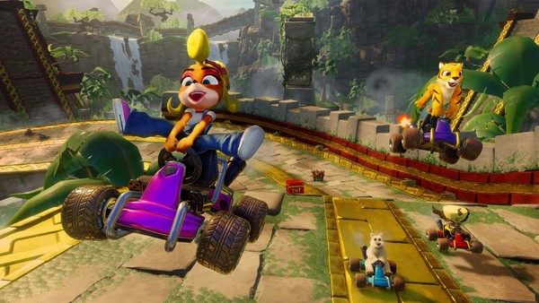 CRASH TEAM RACING