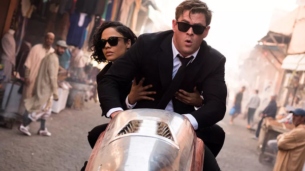 Men In Black International Tessa Thompson Chris Hemsworth