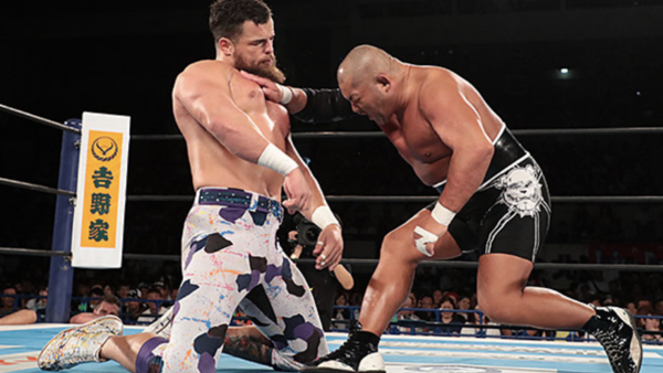 Tomohiro Ishii chops Juice Robinson at G1 29