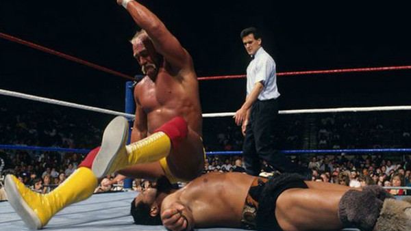 Hulk Hogan Leg Drop