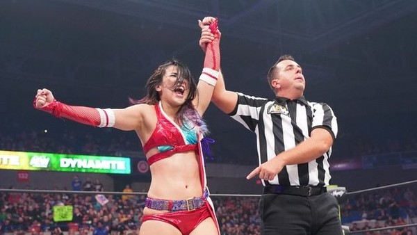 Hikaru Shida