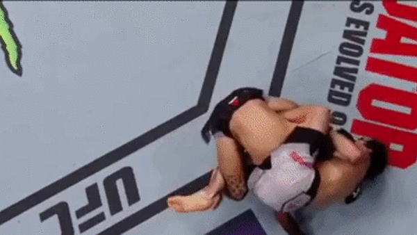 UFC Suloev Stretch