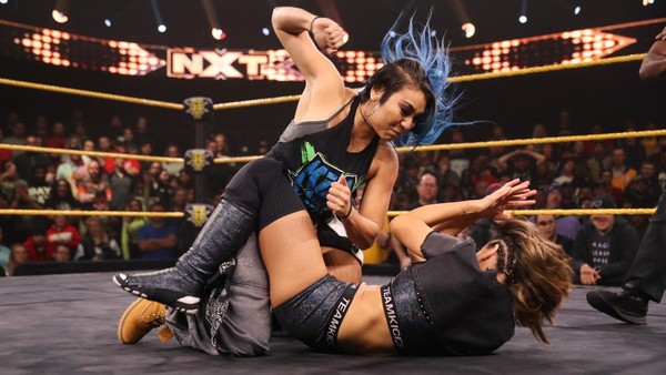 Mia Yim Dakota Kai