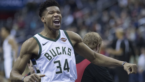 Giannis Antetokounmpo Bucks