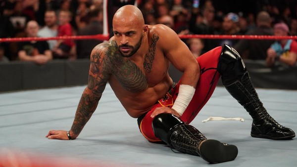 10 Wrestlers With The Best Ink Right Now – Page 7