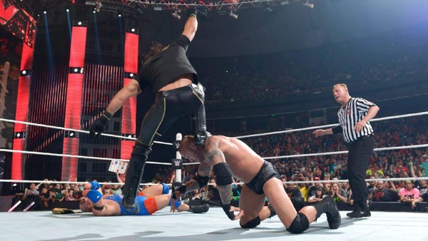 Seth Rollins Curb Stomp Randy Orton