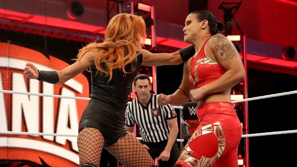 Becky Lynch Shayna Baszler