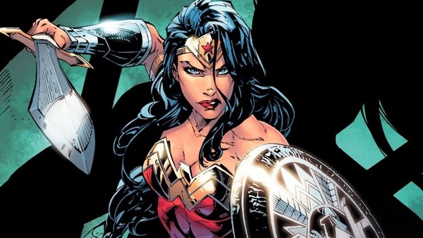 Every Weapon In Wonder Woman S Arsenal