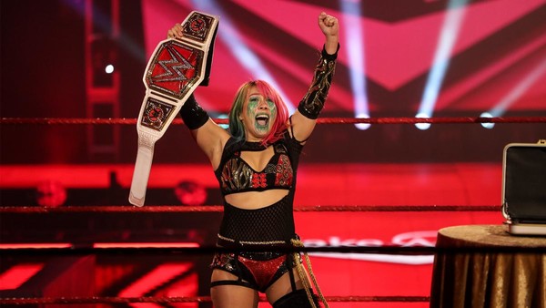 Asuka Raw Women's Champion