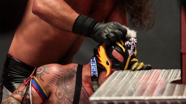 Extreme Rules Seth Rollins vs. Rey Mysterio Eye for an Eye