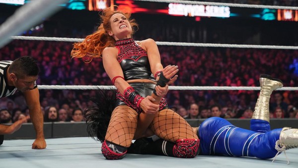 Becky Lynch Bayley Disarm-Her Disarmer