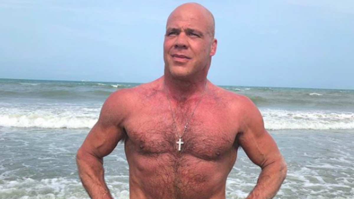 10-retired-wrestlers-who-are-still-in-amazing-shape