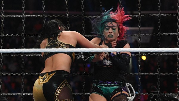 Shayna Baszler Asuka Elimination Chamber 2020