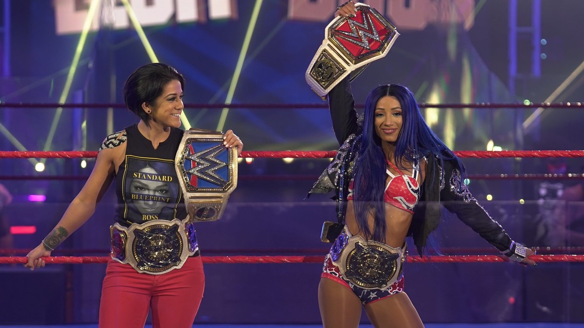 Which Rare WWE Group Did Sasha Banks & Bayley Join On Raw?