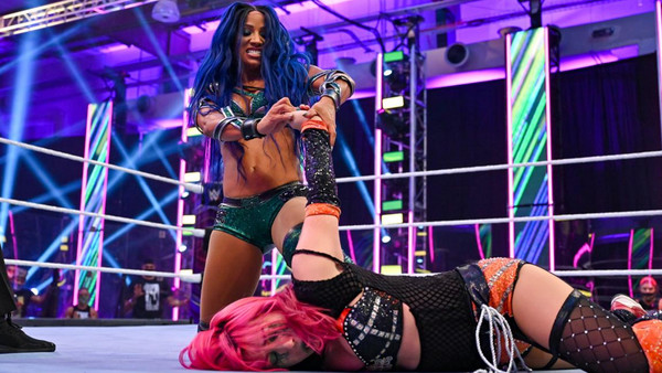 WWE The Horror Show At Extreme Rules Sasha Banks Asuka