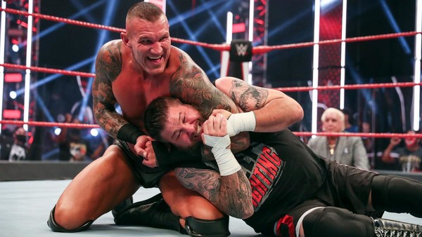 8 Ups And 6 Downs From Wwe Raw Aug 10 Page 6