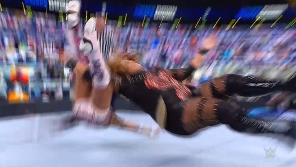 Nia Jax Sasha Banks Arm