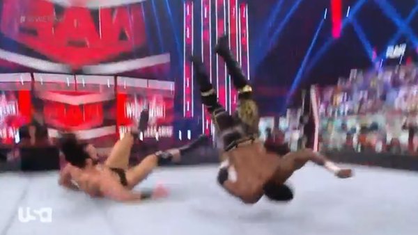 Cedric Alexander Drew McIntyre Claymore Kick