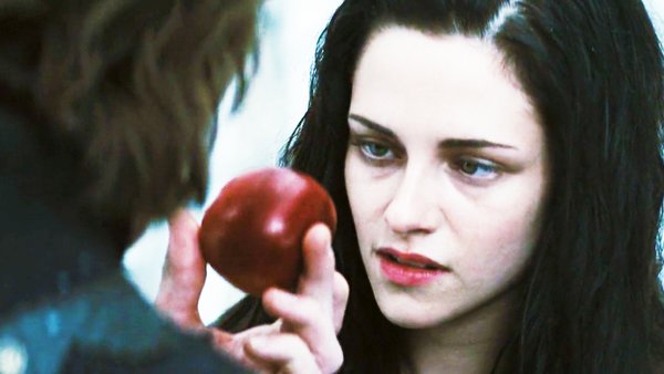 Kirsten Stewart Snow White Huntsman