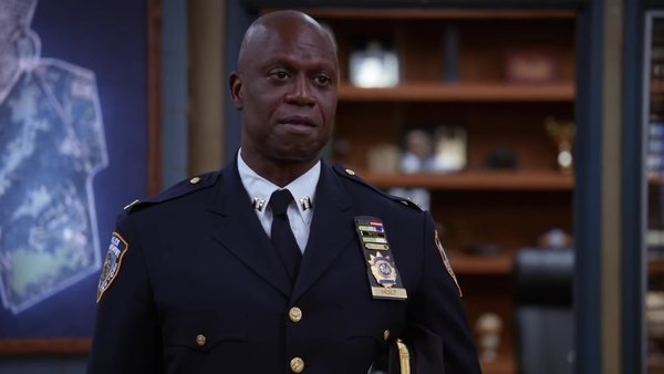 Brooklyn Nine-Nine Quiz: What Would Captain Holt Choose? – Page 2