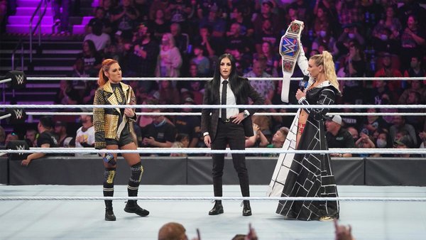 Becky Lynch Charlotte Flair Sonya Deville