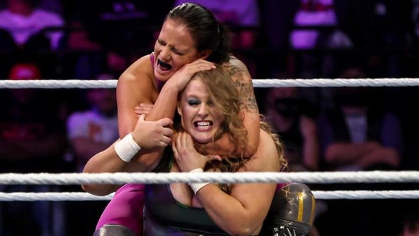 Shayna Baszler Doudrop