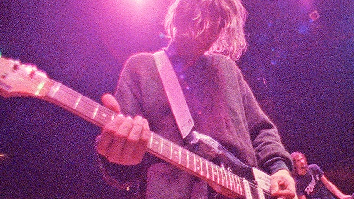 10 Classic Rock Songs That Use 3 Chords Or Less