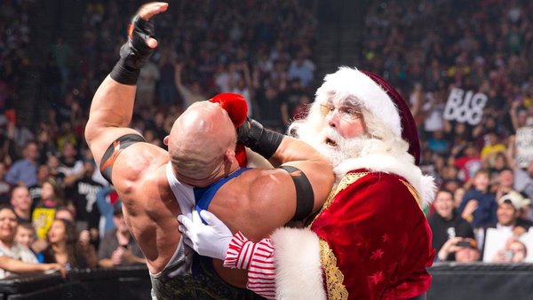 25 Bizarre WWE Christmas Moments