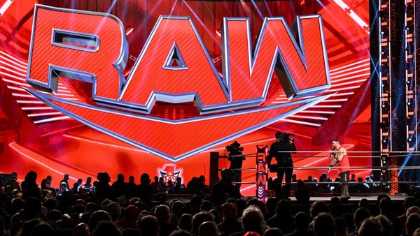 WWE Raw Kevin Owens