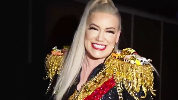 Taya Valkyrie AAA Triplemania Regia