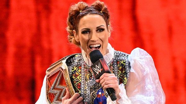 Injured Becky Lynch's WWE Return Date Revealed