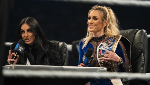 Sonya Deville Charlotte Flair