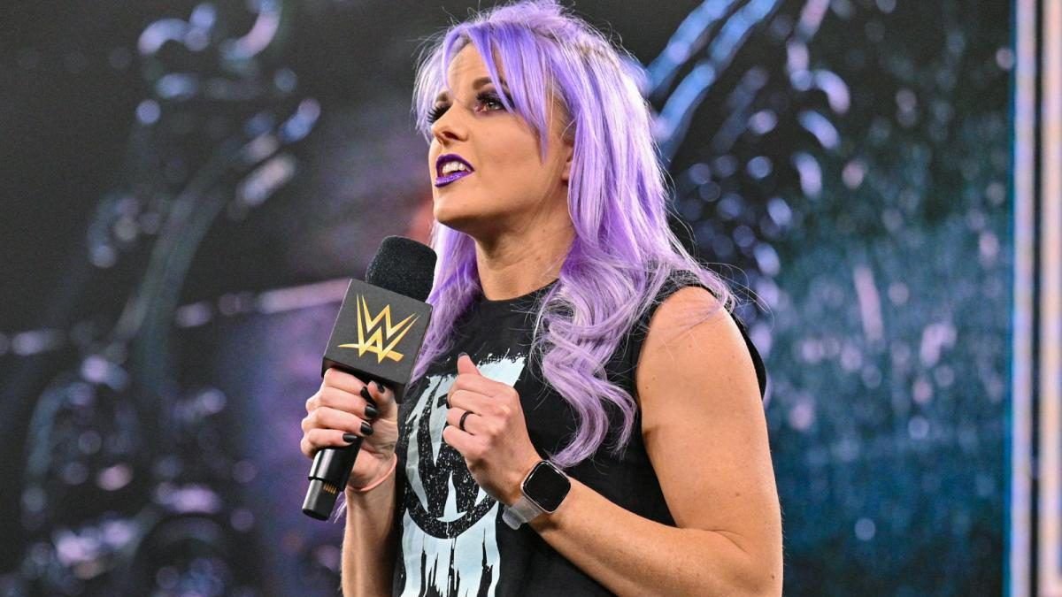 Candice LeRae Doesn't Consider Poppy As Real 'Music