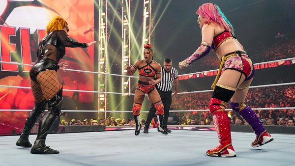 Becky Lynch Asuka Bianca Belair