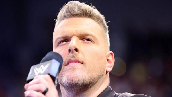 Pat McAfee signs contract with WWE