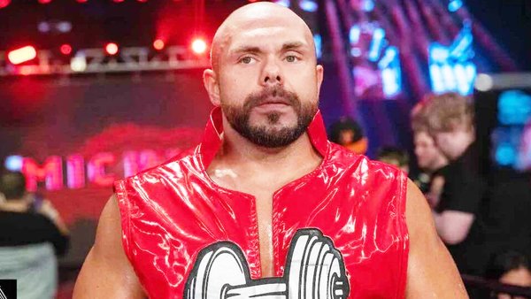 Michael Elgin